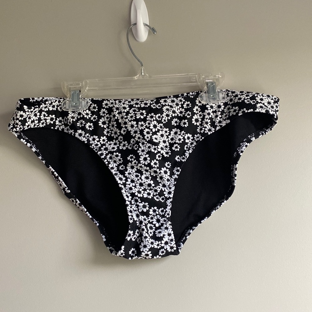 Floral bikini bottoms